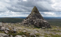 Cairn Table cairn