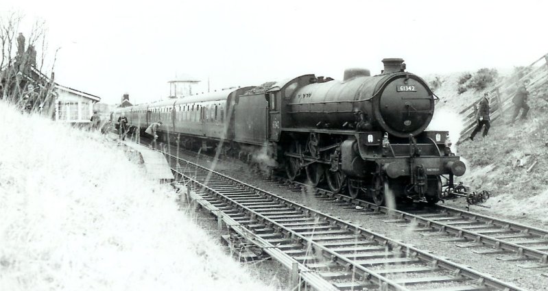 Rail Tour at Muirkirk April 1966 pulled by LNER B1