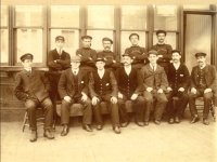 Picture of Muirkirk railwaymen - click to enlarge the picture
